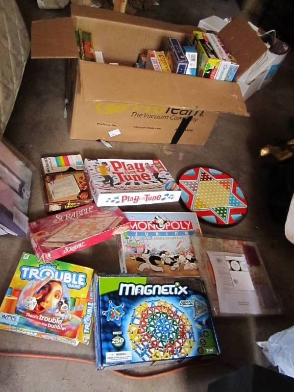Huge lot of assorted board games...