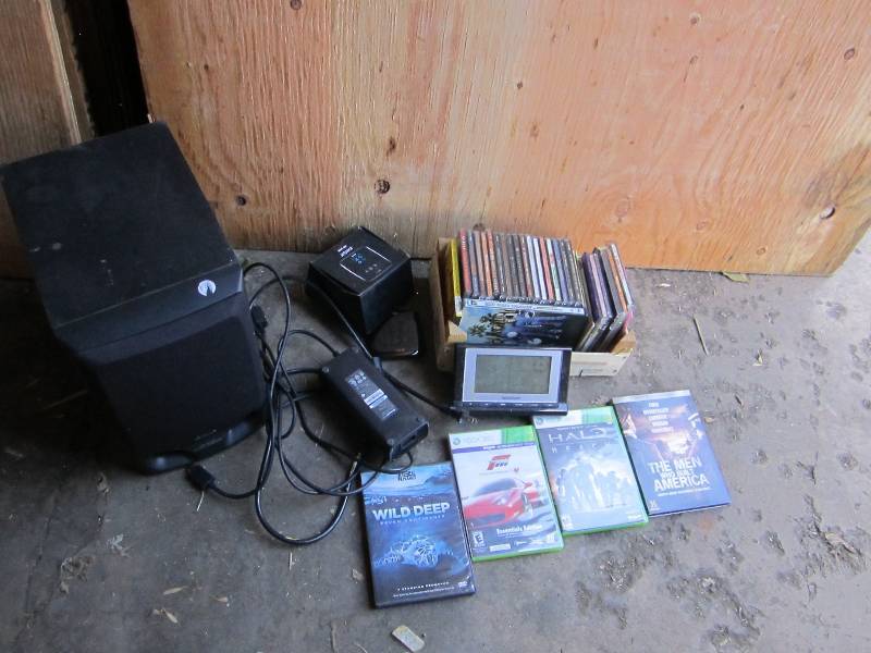 Lot of electronics, Verizon jet pac...