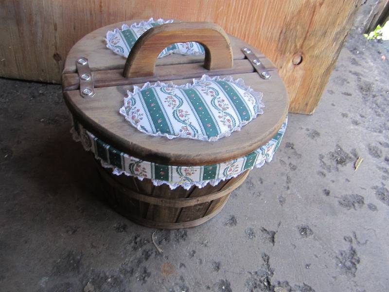 Wood picnic basket...