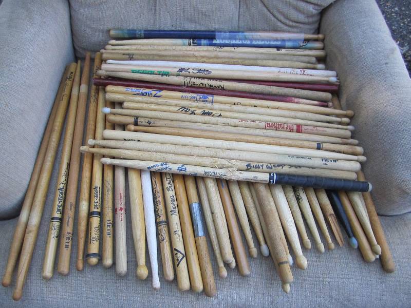 Lot of drumsticks some are autograp...
