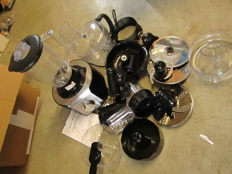 Lot of kitchen supplies ...