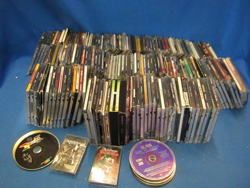 Large lot of CDs...