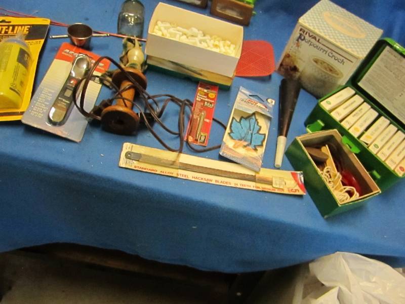 Lot of vintage collector items ...