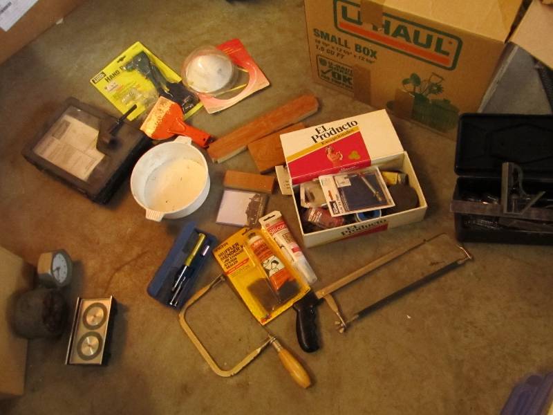 Large lot of tools, saws, and vinta...