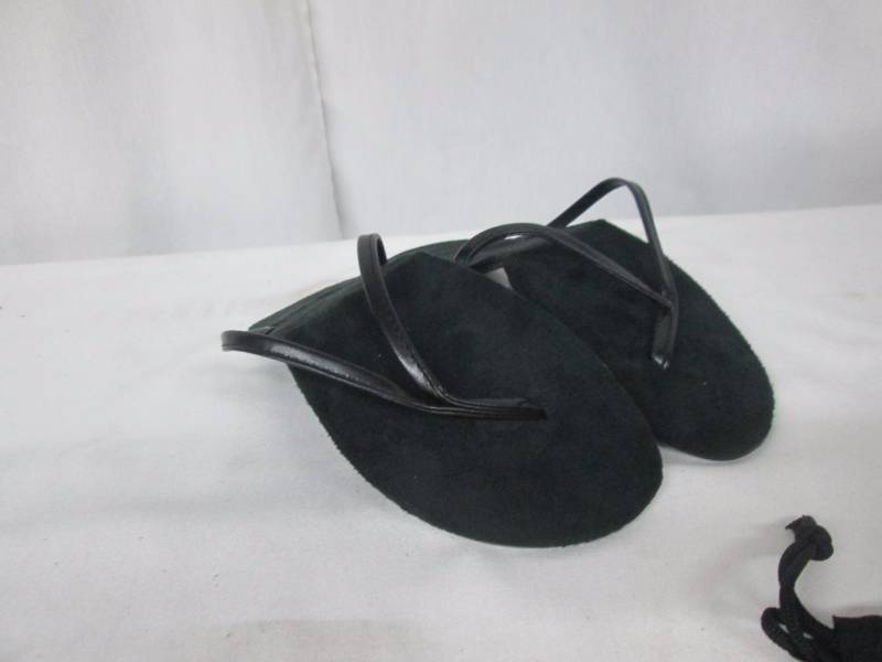 lot 68 image: Dawgs Womens Flip Flops