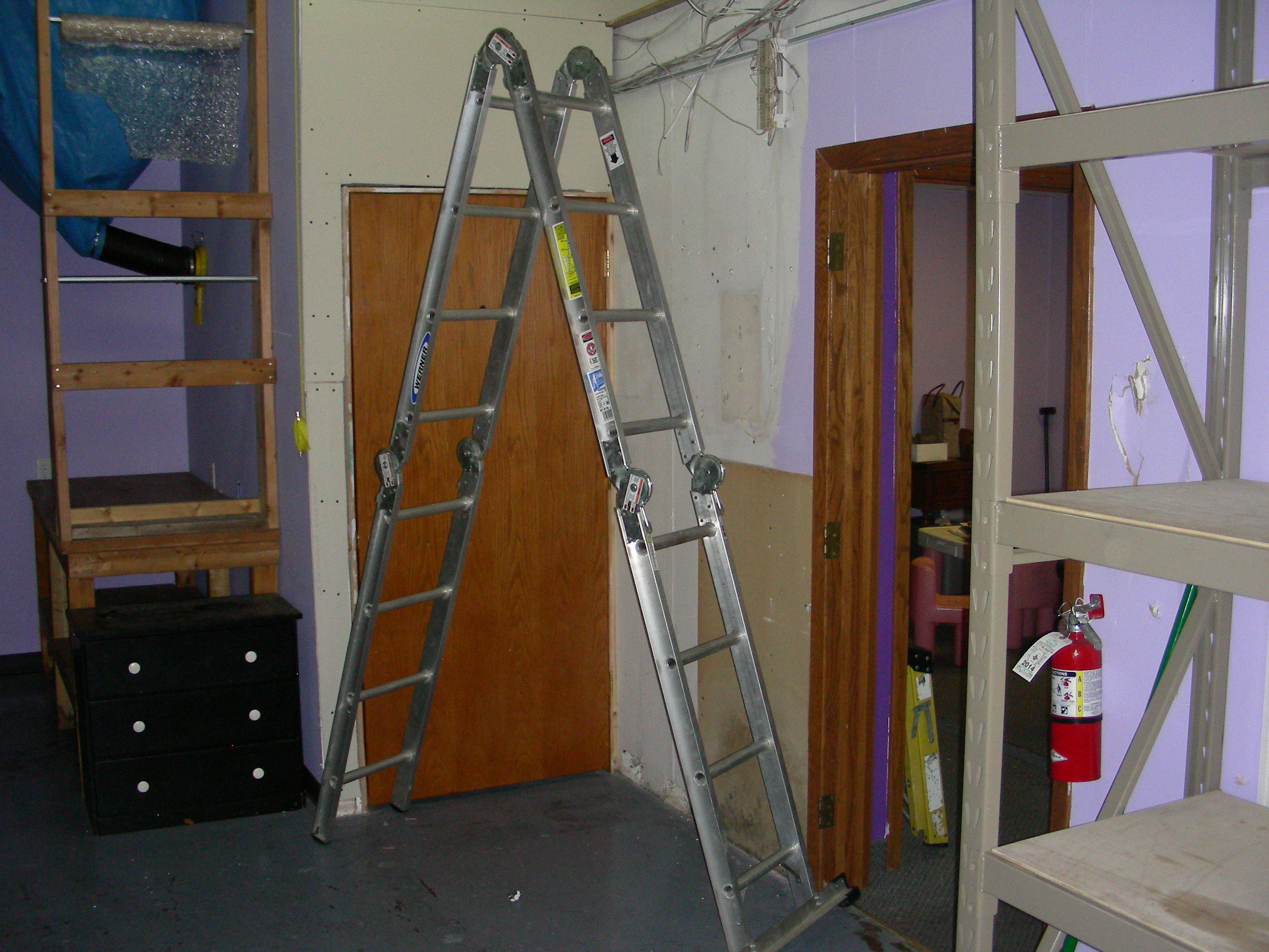 Aluminum 16 Werner Folding Extension LadderScaffolding Ladder