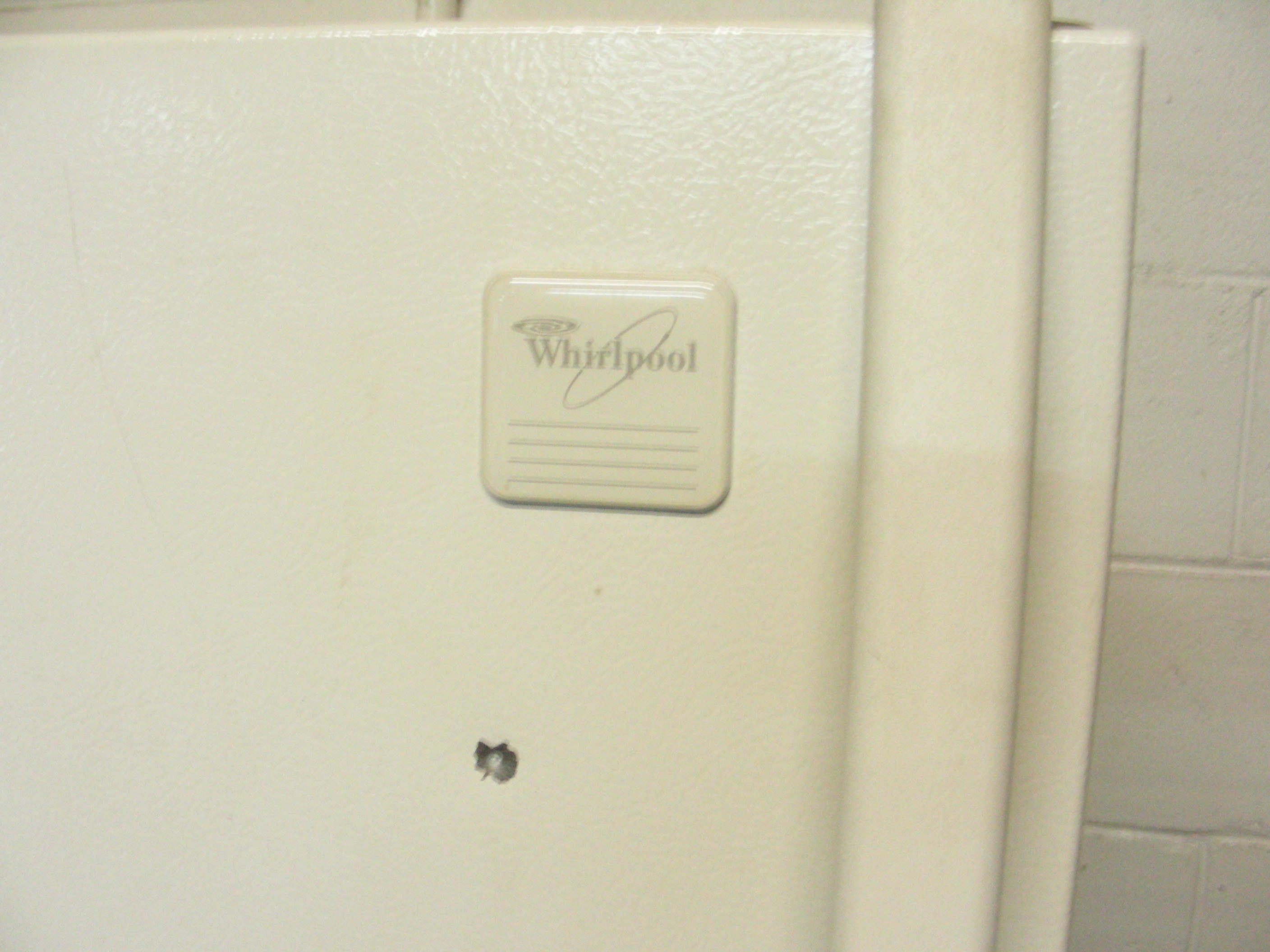 WORKING Whirlpool Refrigerator with Ice Maker