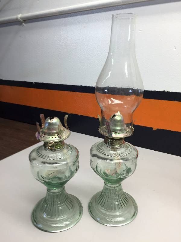 lot 8 image: 6 OIL LAMPS, 3 EAGLES