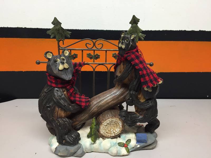 lot 9 image: 6 14 X 8 12 PICTURE FRAME, 7 14 X 8 34 PICTURE FRAME, OWLS, BEARS, HALLMARK SANTA SLEIGH BELLS 12 REFRIGERATOR, ORGANIZING TRAYS 2, FISHER -PRICE KIDS PHONE PROTECTORS, TEA CANDLES, BURNERS