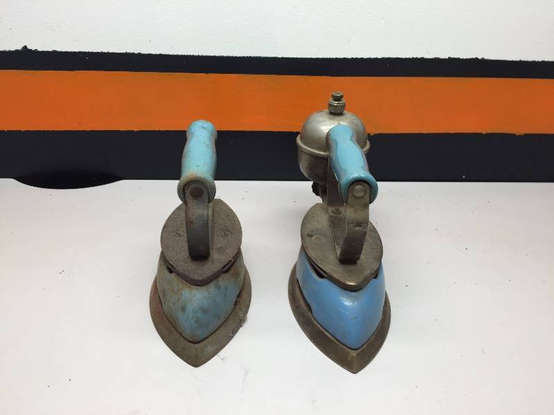 lot 37 image: 2 COLEMAN INSTANT LIGHT IRONS