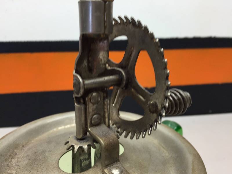 lot 47 image: VINTAGE EGG BEATER