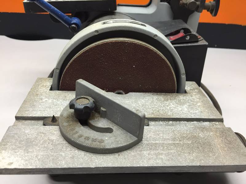 lot 76 image: DELTA SHOPMASTER 1 BELT5 DISC SANDER, 14 HP, 5-320 GRIT BELTS