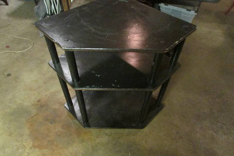 Corner Stand