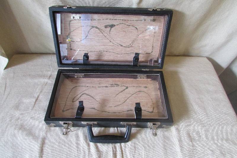 Vintage DisplayBreifcase