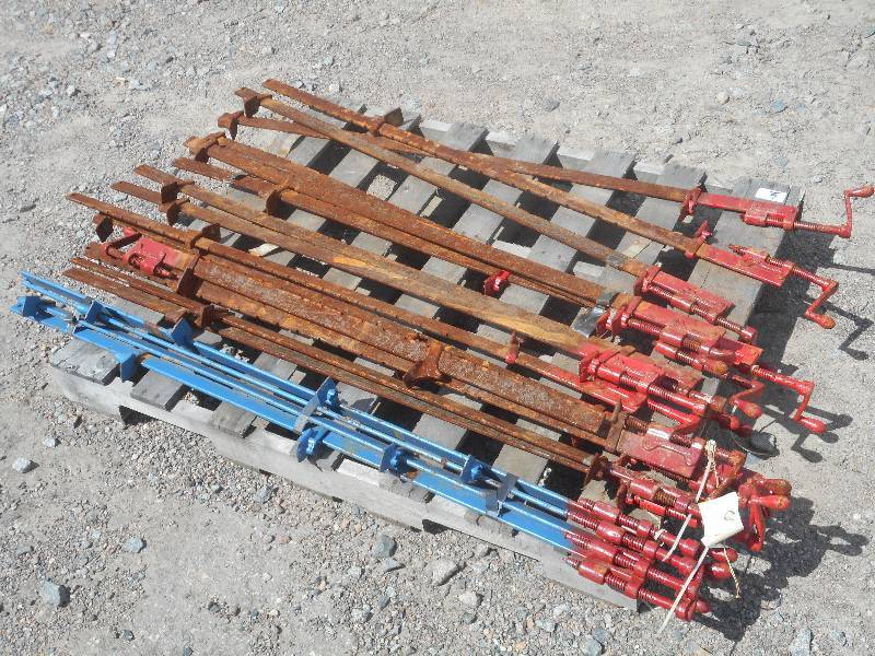lot 6 image: Pallet Of (19) 4ft Steel Bar Clamps...