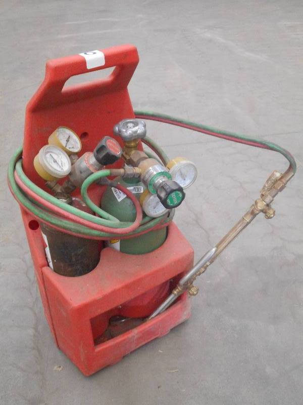 lot 10 image: Oxi-Acetylene Torch Set Complete Wi...