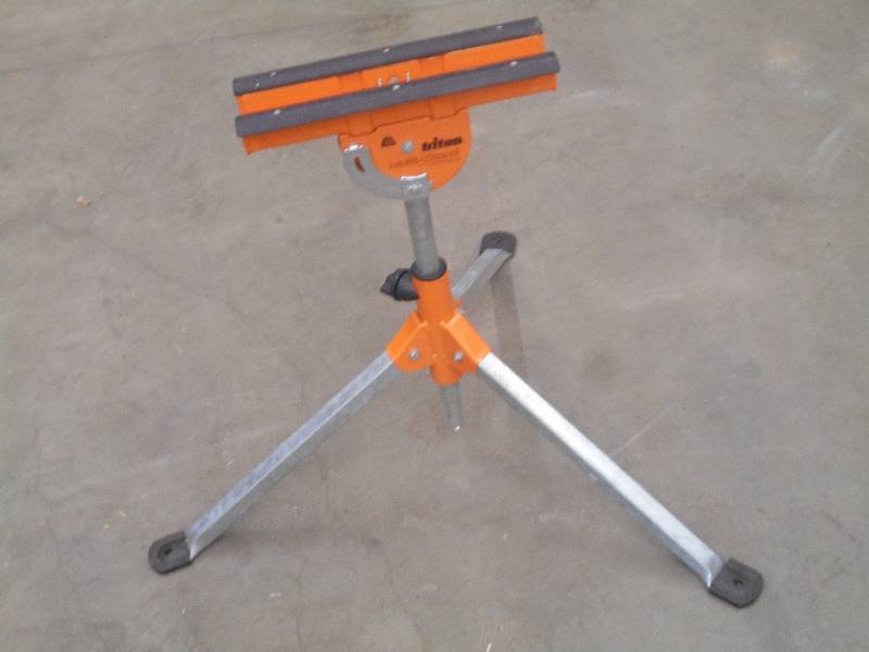 lot 24 image: Like New Triton Adjustable Multi-St...