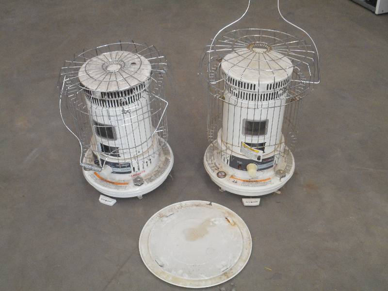 lot 37 image: (2) KeraHeat CV2230 Kerosene Heater...