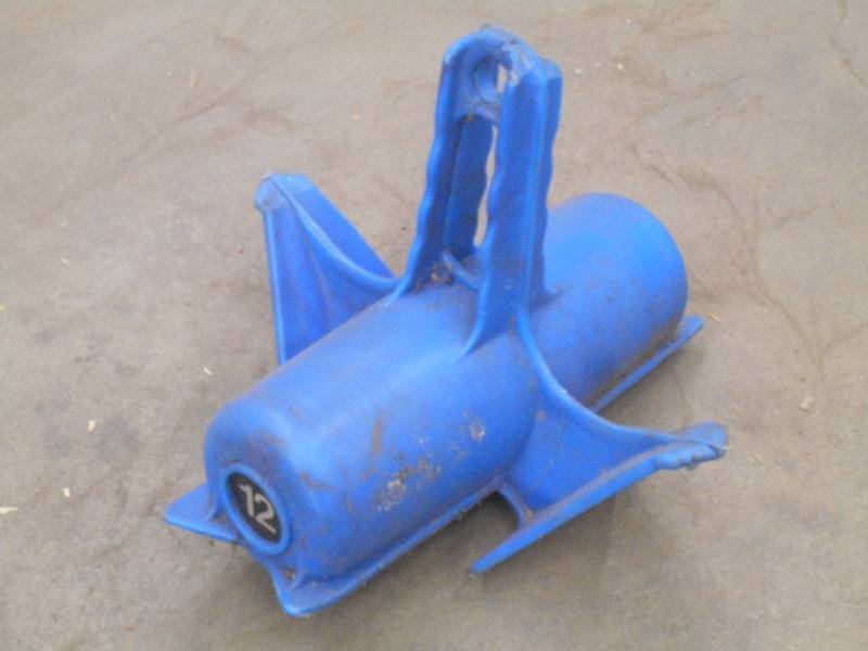 lot 48 image: 12# Filled Boat Anchor ...