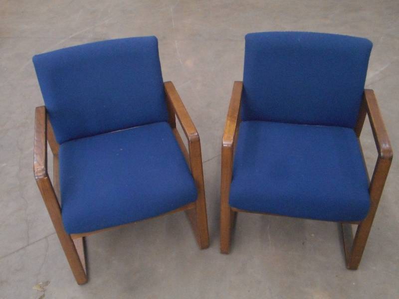 lot 56 image: (2) Matching Wood-Frame Cushioned C...