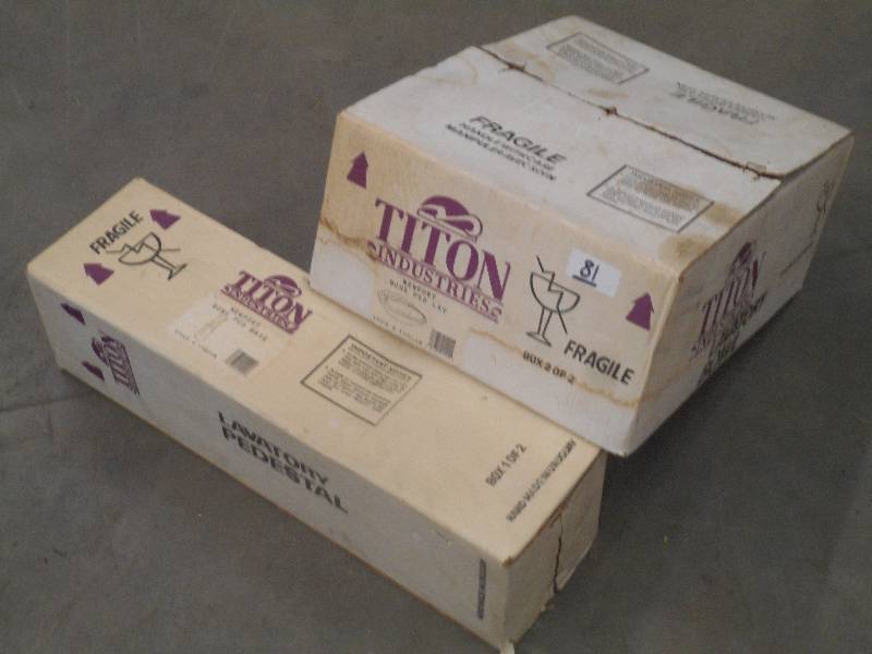 lot 81 image: Unused Titan Newport Bone Pedastal ...
