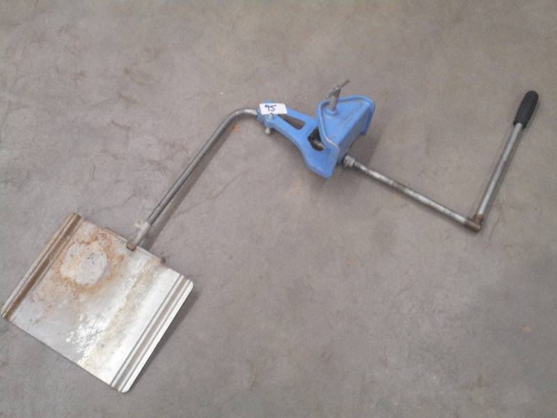 lot 95 image: Detriot Hydro-Fin Attachment For Ou...