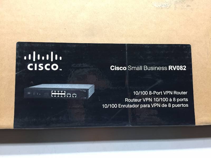 CISCO 8 PORT ROUTER