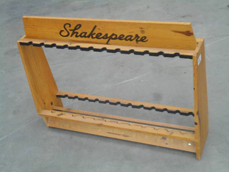 lot 23 image: Shakespeare 24-Place Wooden Fishing...