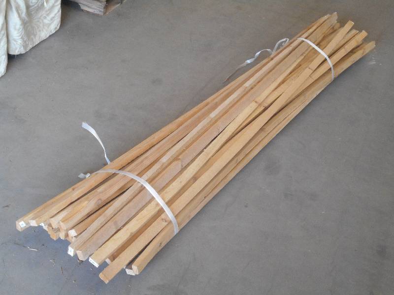 lot 26 image: Bundle Of Unused 1x2x8ft Cedar Bo...
