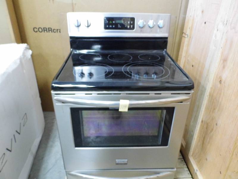 Frigidaire Stove