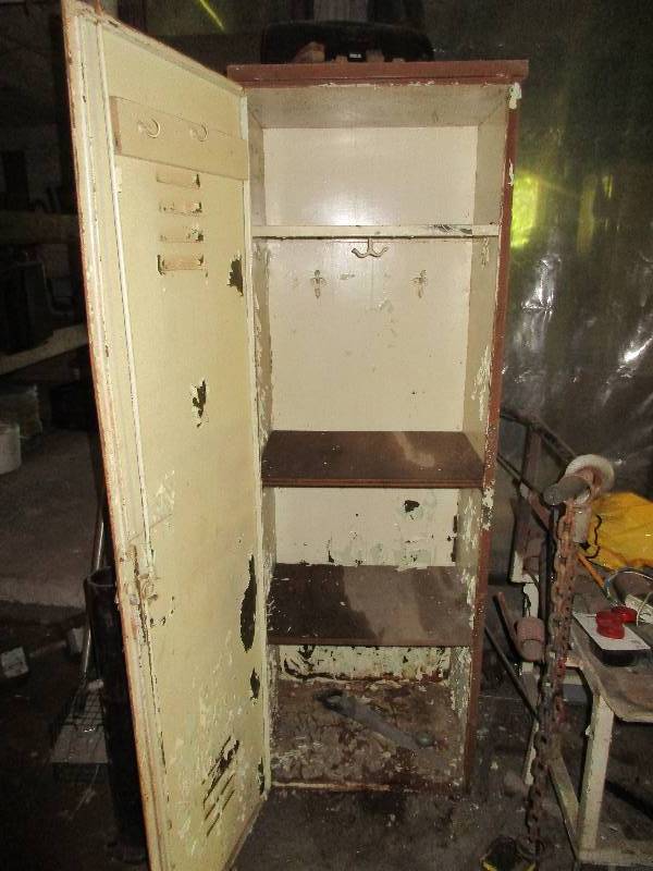 2 lockers and a file cabinet