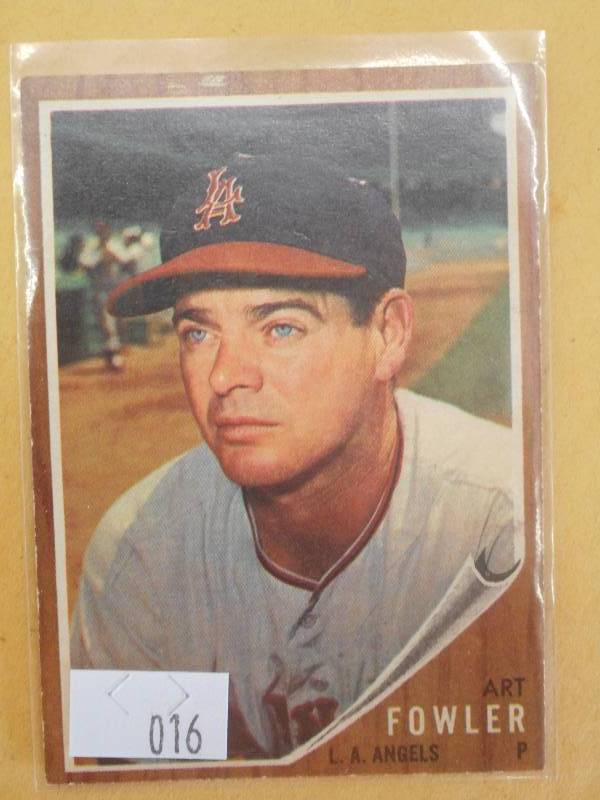 1962 Topps Baseball Card, #128, Art...