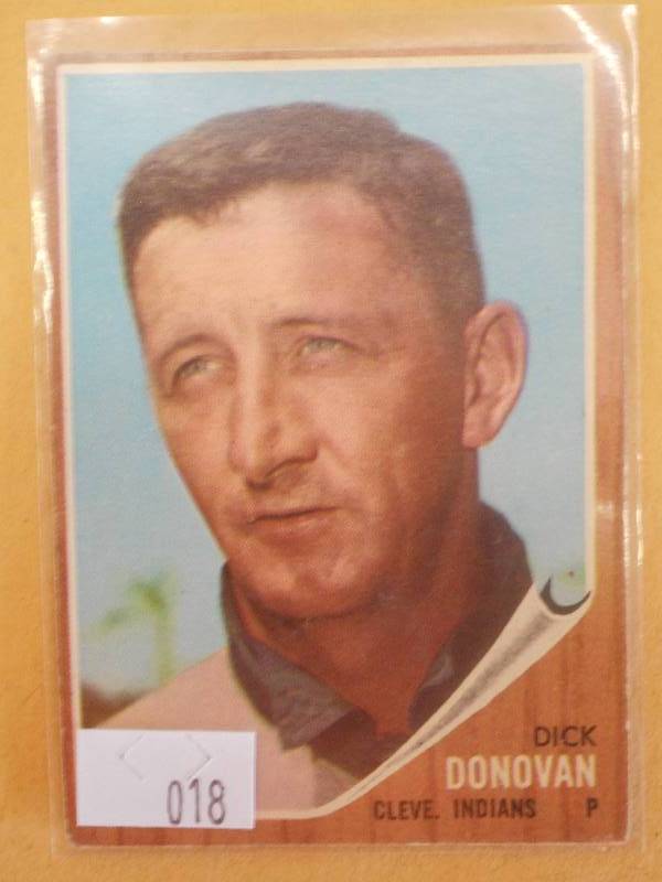 1962 Topps Baseball Card, #15 - Dic...