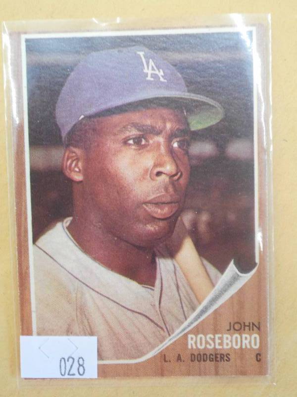1962 Topps Baseball Card, #32 - Joh...
