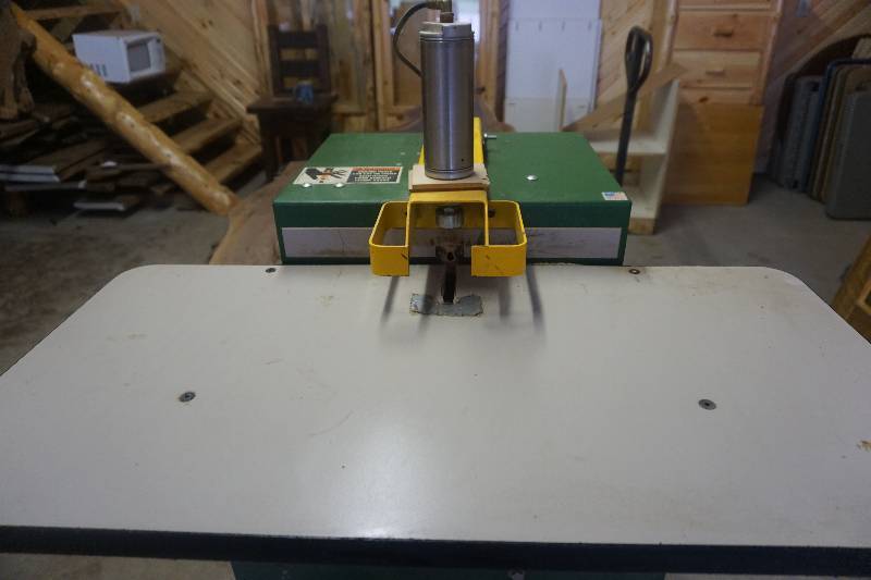 Castle USA Model TSM - 21 Pocket Cutter