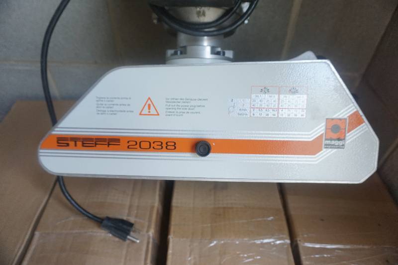 Maggi Steff Model 2038 Commercial Material Feeder