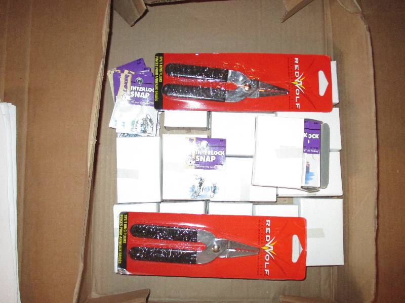 Laker Interlock snaps and Split Ring Pliers