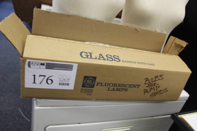 lot 176 image: Box Lot of GE Fluorescent Lamps For Pump Heads