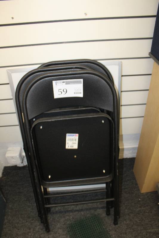 lot 59 image: Lot of (2) Folding Metal Chairs w Vinyl Seat