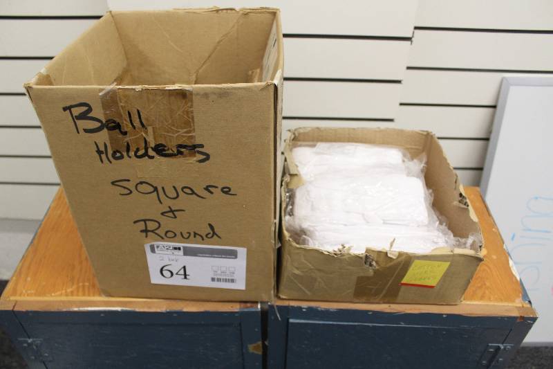 lot 64 image: Lot of (2) Boxes of Lighting Hardware, Mens 100% Cotton Industrial Work Gloves