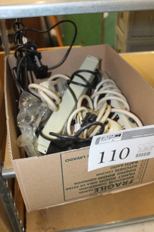 lot 110 image: Box Lot of Extension Cords