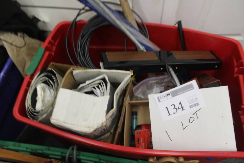 lot 134 image: Box Lot of Hardware