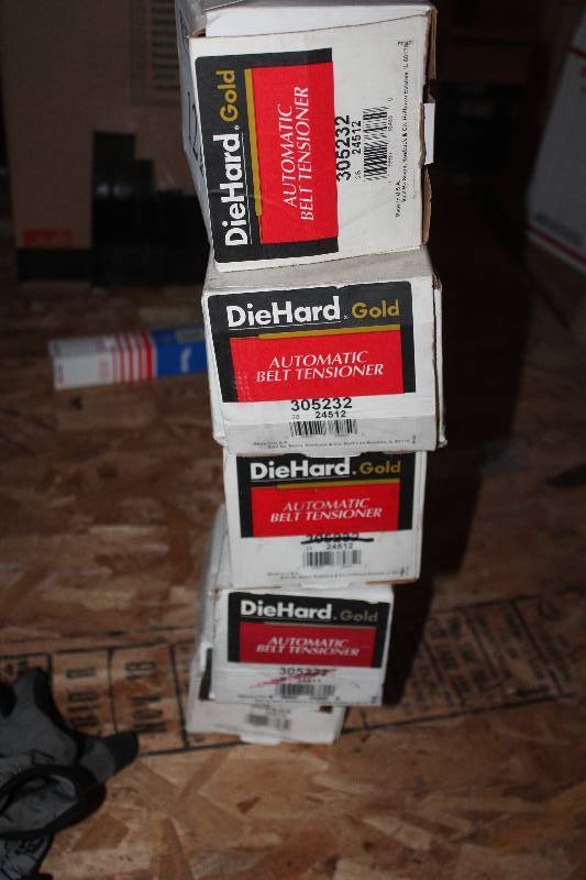 lot 121 image: Lot of (5) Diehard Automatic Belt Tensioner New In Box Includes 305232, 305222