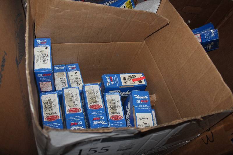 lot 155 image: Lot of (Approximately 10) Raybestos PG Plus Disc Brake Pads New In Box Includes PGD1104C, PGD144, PGD106M, PGD154M