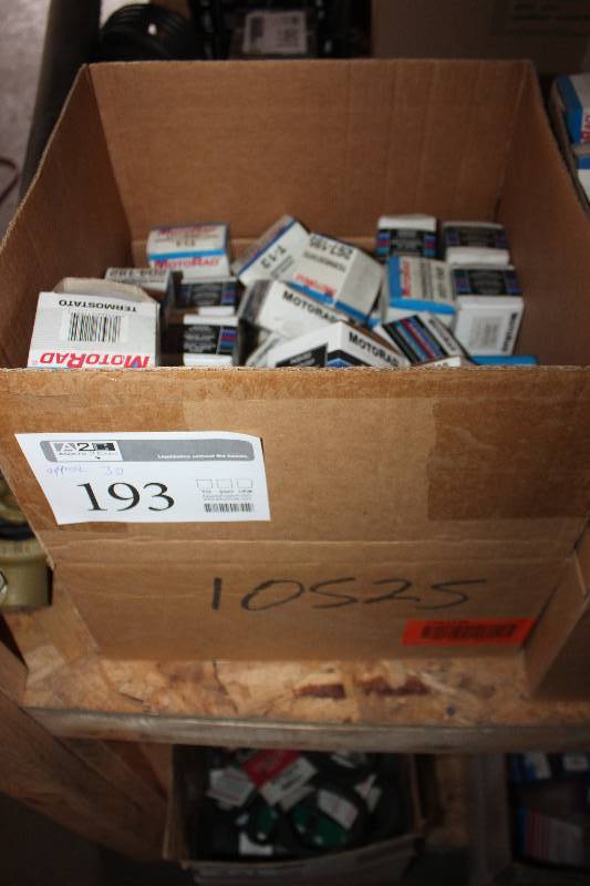 lot 193 image: Lot of (Approximately 30) MotoRad Thermostat New In Box Includes 211-195, T-13, 267-195