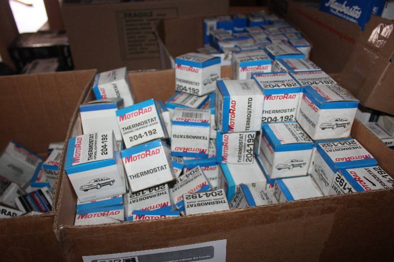 lot 194 image: Lot of (Approximately 60) MotoRad Thermostat New In Box Includes 204-192