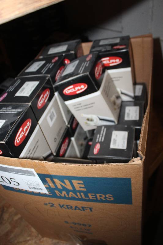 lot 205 image: Lot of (Approximately 25) Delphi Fuel Pump New In Box Includes FE0298, FE0369