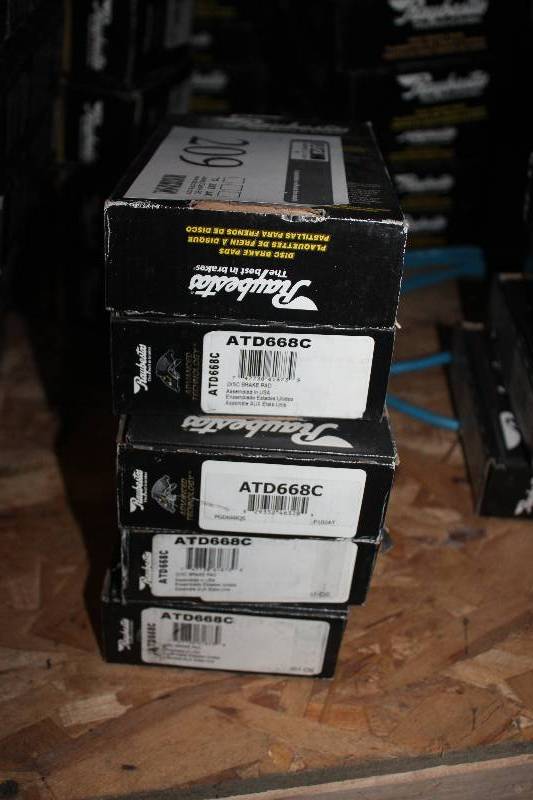 lot 209 image: Lot of (5) Raybestos Disc Brake Pads New In Box Includes ATD668C