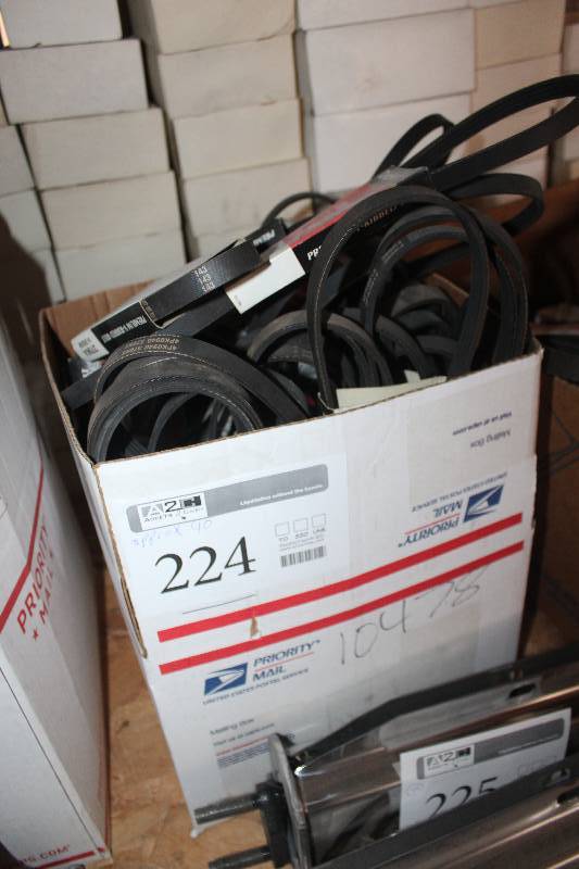 lot 224 image: Lot of (Approximately 40) Diehard Premium V-Ribbed Belts New In Box Includes 370K4, 360K4, 365K4