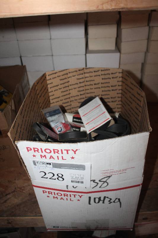 lot 228 image: Lot of (Approximately 40) Diehard Premium V-Ribbed Belts New In Box Includes 435K5, 315K4